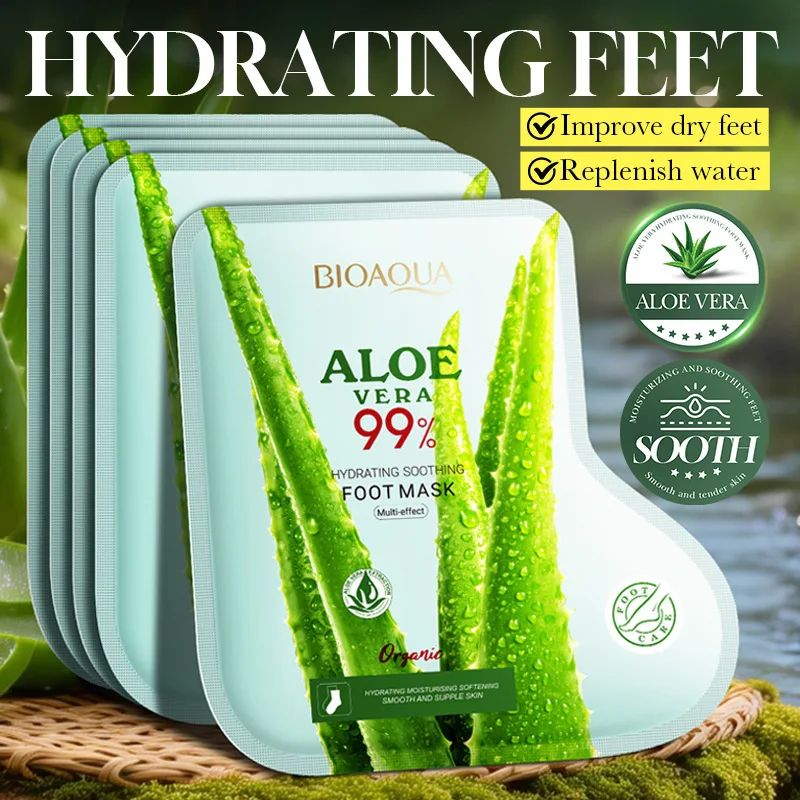 BIOAQUA Aloe Vera Soothing Foot Mask Deep Hydration Improve Dryness Moisturizing Exfoliate Tender Foot Skin Care Sheet Mask
