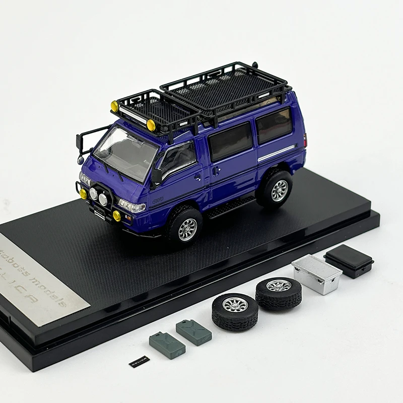 Diecast 1/64 Scale Mitsubishi Delica Truck Van Car Model Alloy Mitsubishi Delica Car Model Classic Collection Pieces