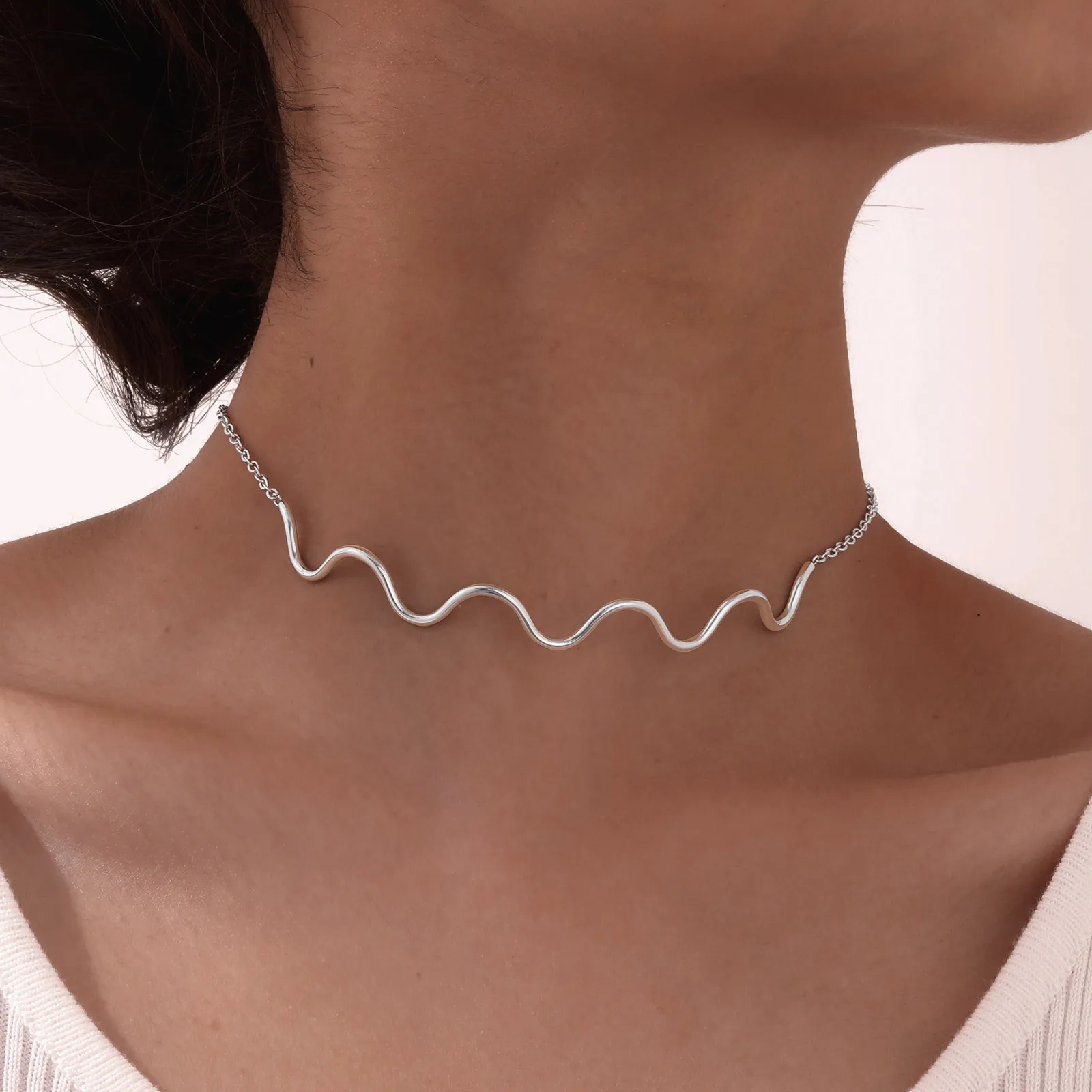 Vnox Waterproof Stainless Steel Wave Choker Neckalces for Women Girls, Simple Metal Adjustable Collar Fashion Gift for Her