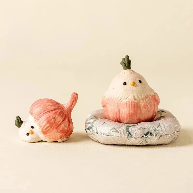 Creative Zisha Bird Figurine Lovely Garlic Shape Decor Handmade Tea Pet Office Desktop Ornament Festival Gift Home Artware