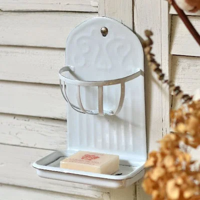 enameled-soap-dish-wall-mounted-drainage-soap-holder-bathroom-decorative-relief-pattern-enamel-soap-tray-zakka-brand