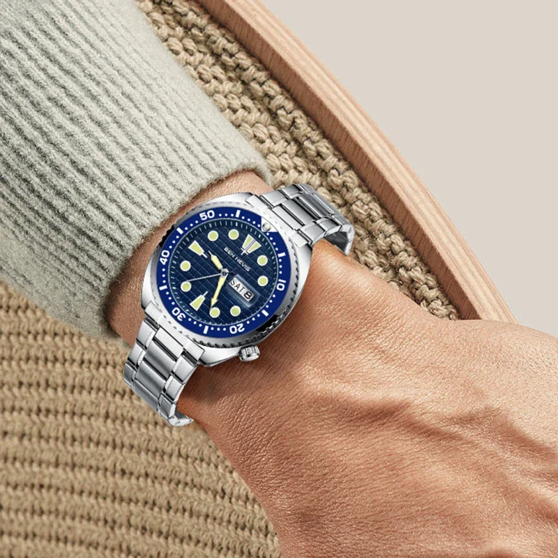 44 مللي متر الرياضة الفاخرة ساعة SKX 6105 السلاحف نمط ساعة اليد تثبيت حركة الكوارتز الفولاذ المقاوم للصدأ حزام الغوص الرجال ساعة اليد