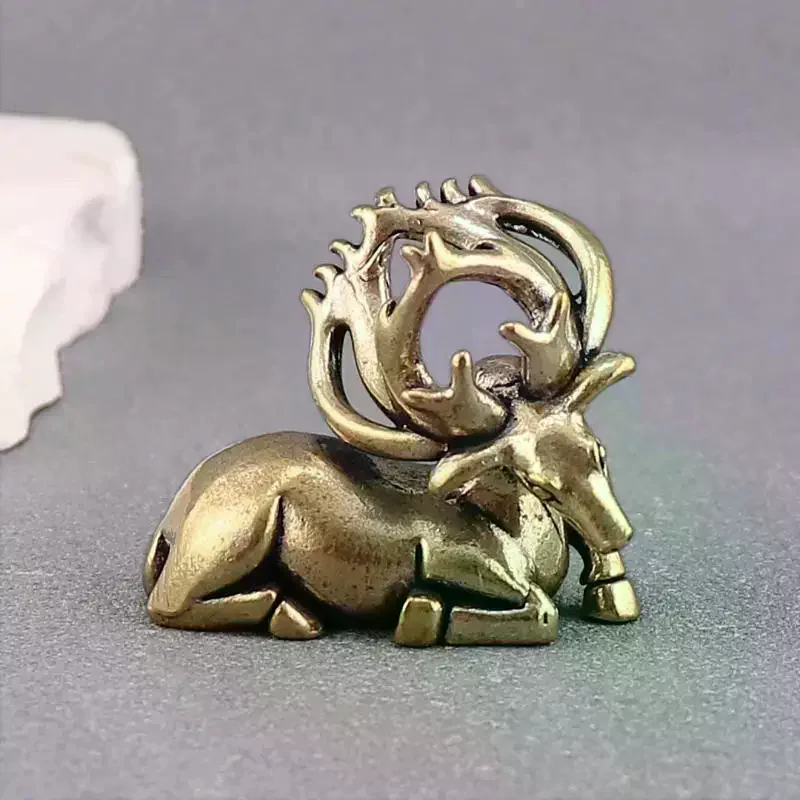 Solid Brass Elk Figurines Retro Animal Moose Small Statue Desk Ornament Tea Pet Table Decorations Crafts Accessories Child Gifts