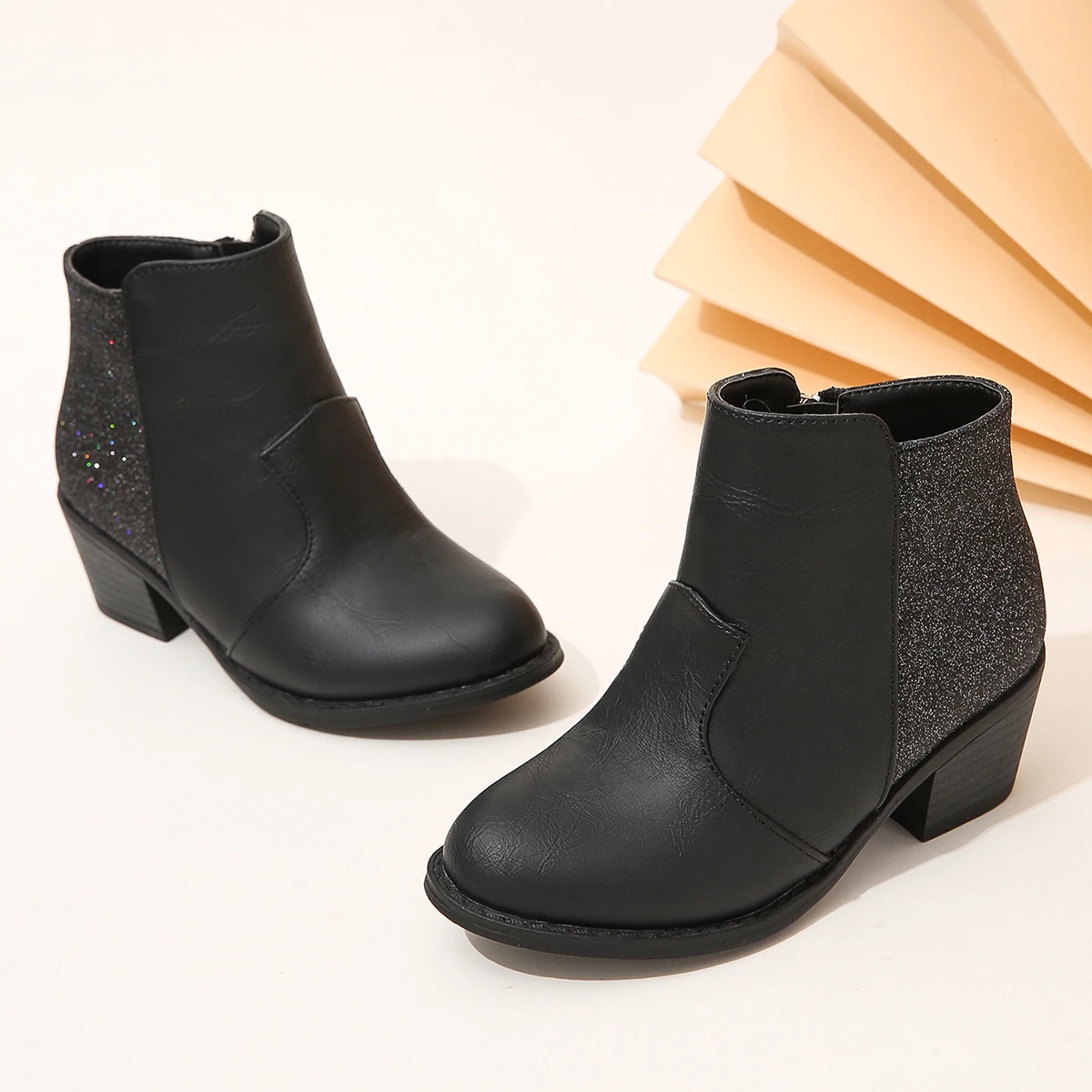 Children's Fashion Boots, Silver Tassel Mid-Calf Boots, Slip-On Stylish European and American Style Runway Chunky Heel Short Tassel Boots, Girls' Boots, Tassel Boots