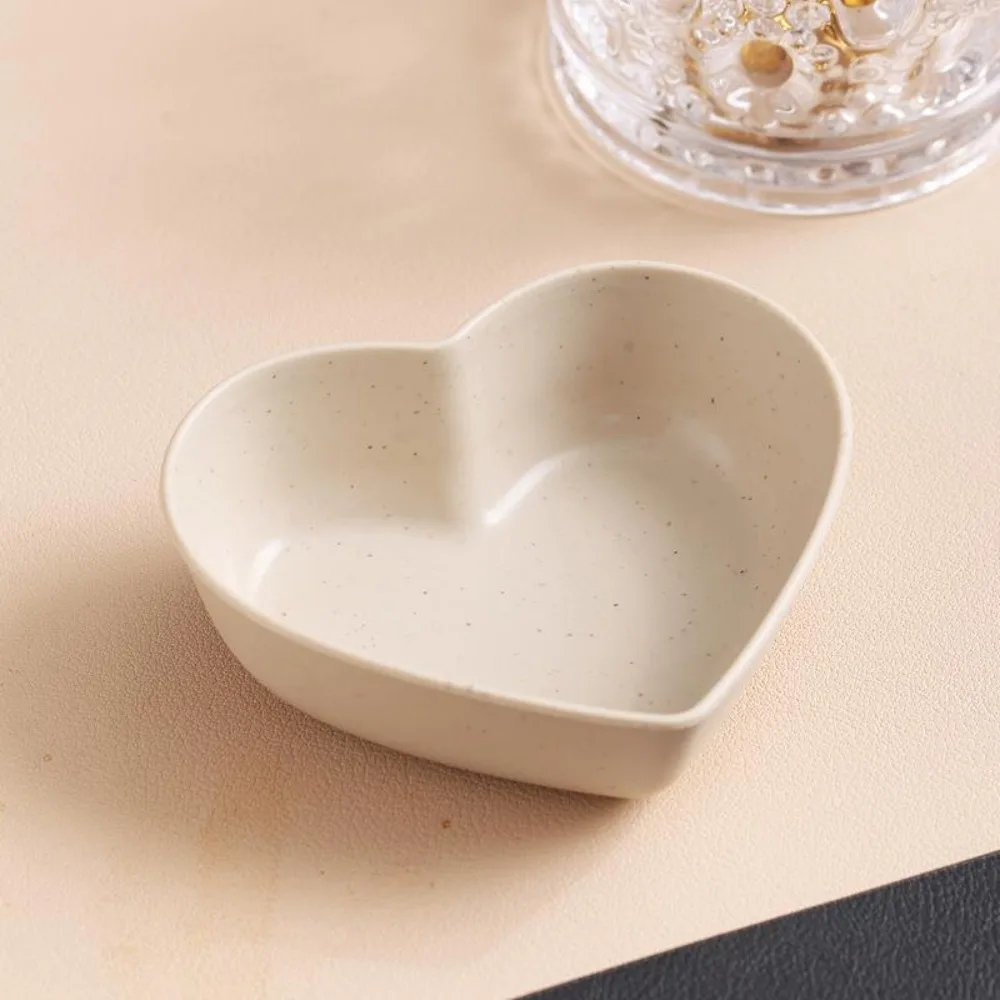 Wheat Straw Heart Shape Seasoning Dish Nordic Style Washable Salted Cabbage Dish Mini Unbreakable Spice Plate Restaurant