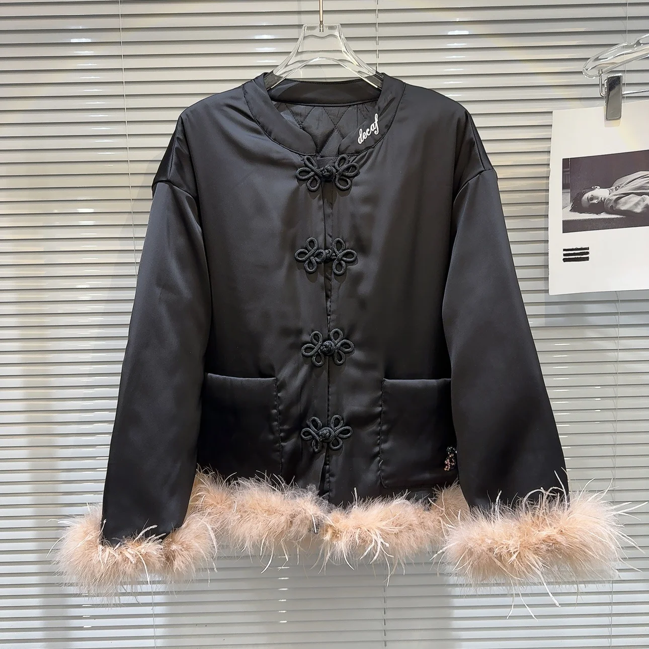 

Women's Cotton Jacket Outerwear Satin Surface Tuck Cotton Stand Collar Long Sleeve Winter New Style Button Fastening