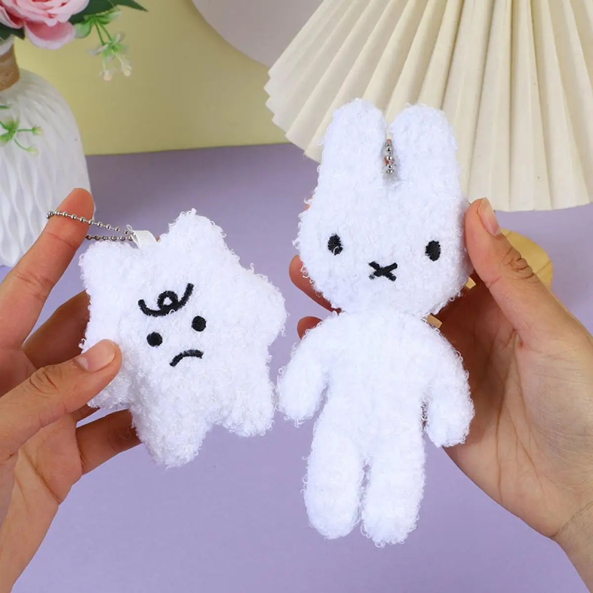 2Pcs Miffy Kawaii Cartoon Kaninchen Plüsch Puppe Schlüsselbund Nette Bär Anime Rucksack Charme Süße Mädchen Neue Stil Puppe Zubehör