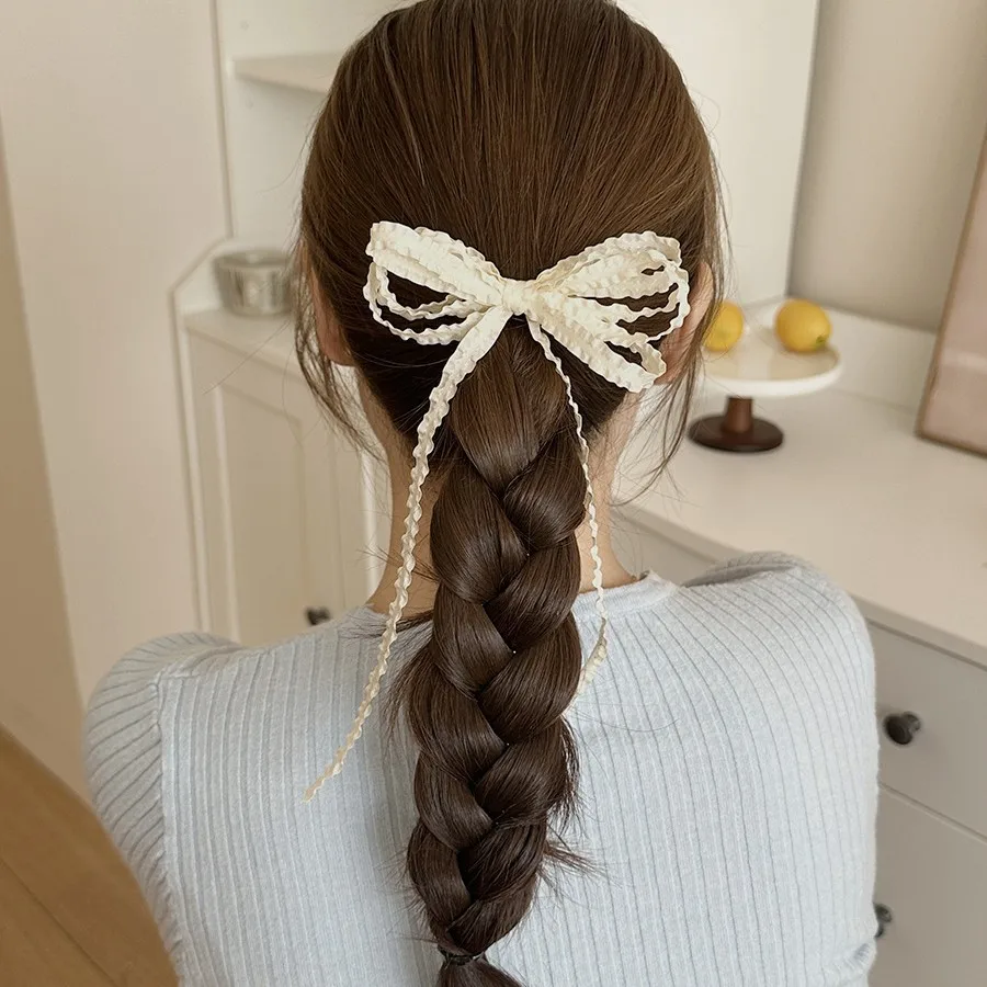 

Sweet French Ballet Duckbill Hair Clip with Ruffle Ribbon Bow Streamers Premium for Back Head Updo Festival