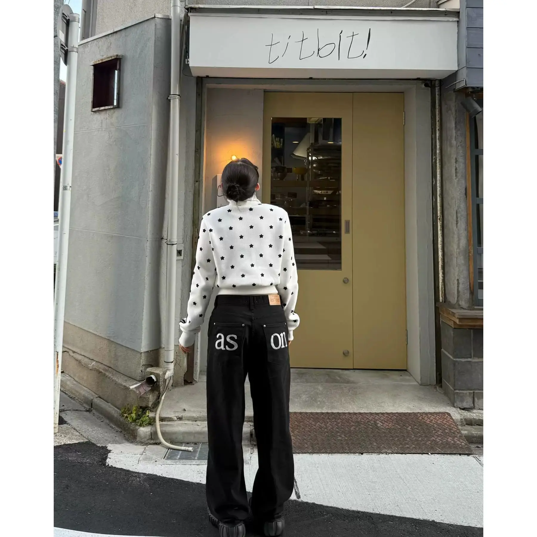

High Waist Embroidered Letter Back Jeans Spring 2026 New Arrival Vintage Style Cotton Stretchy Women's Denim Pants