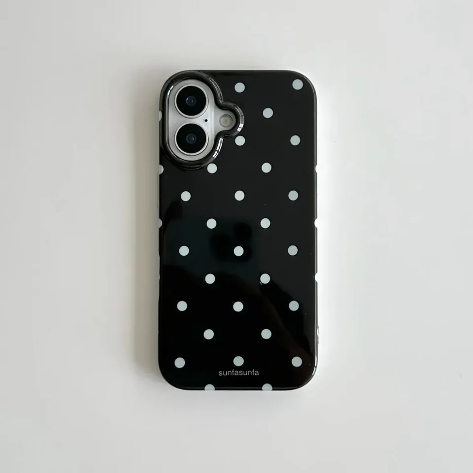 Funda coreana minimalista con lunares blanco y negro, diseño lindo para iPhone 17 16 15 14 13 12 11 Pro Max Plus, estilo Y2K 2