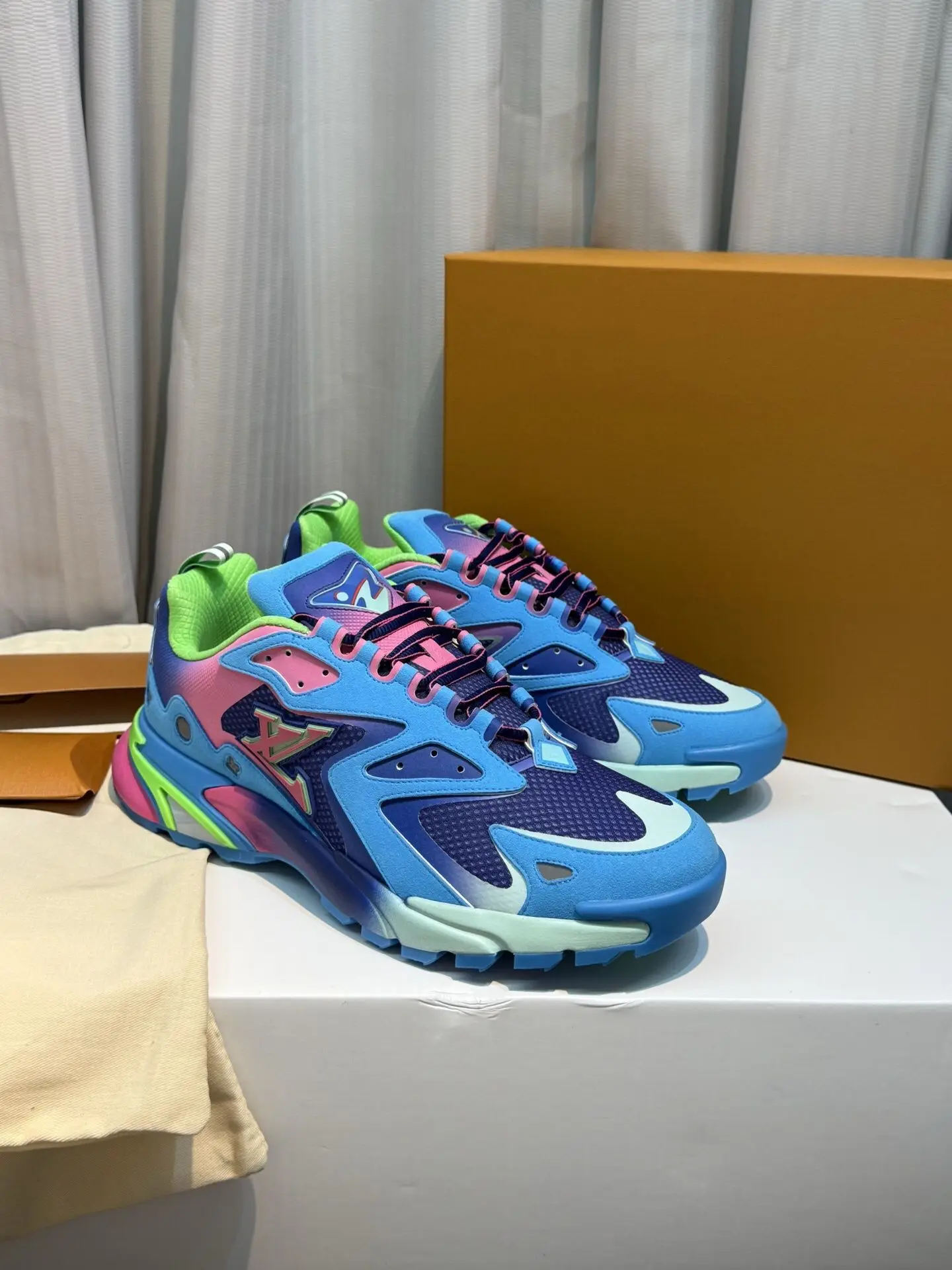 Unisex Colorful Chunky Dad Sneakers Mesh Synthetic Splicing Blue Pink Green Color Block Low Top Thick Lug Sole Lace Up Non Slip Outdoor Casual Shoes