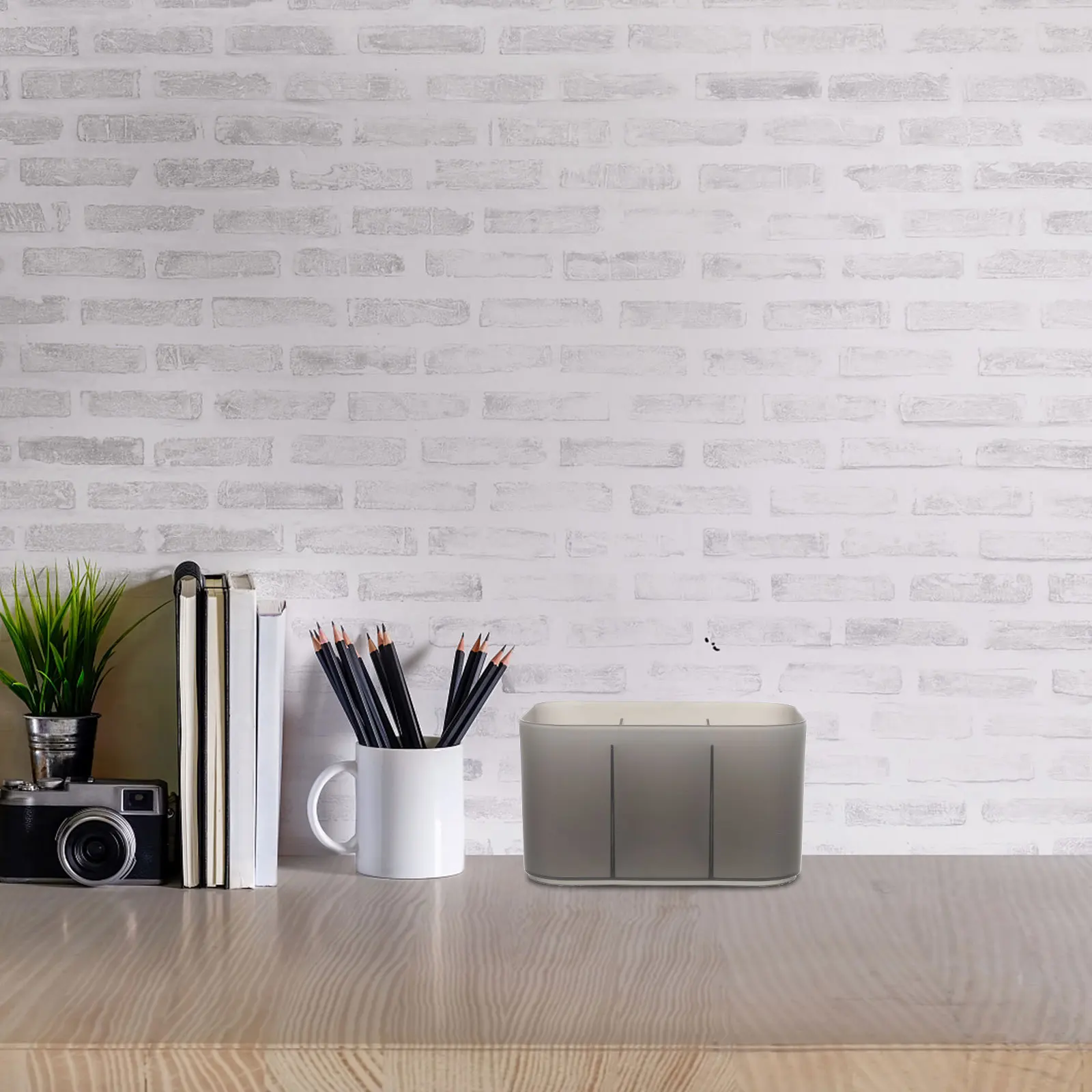 

1 шт., органайзер для дизайна ногтей, портативный чехол для хранения маникюрных инструментов для кистей, машинки для стрижки лаков, настольный контейнер для мелких предметов