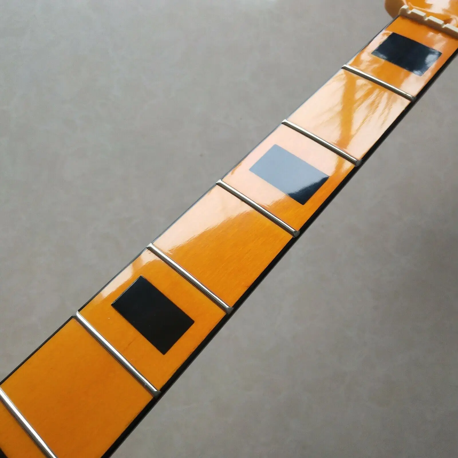 Beautifu Jazz bass guitar neck parts 20 fret 34 inch Maple Fretboard Block Inlay