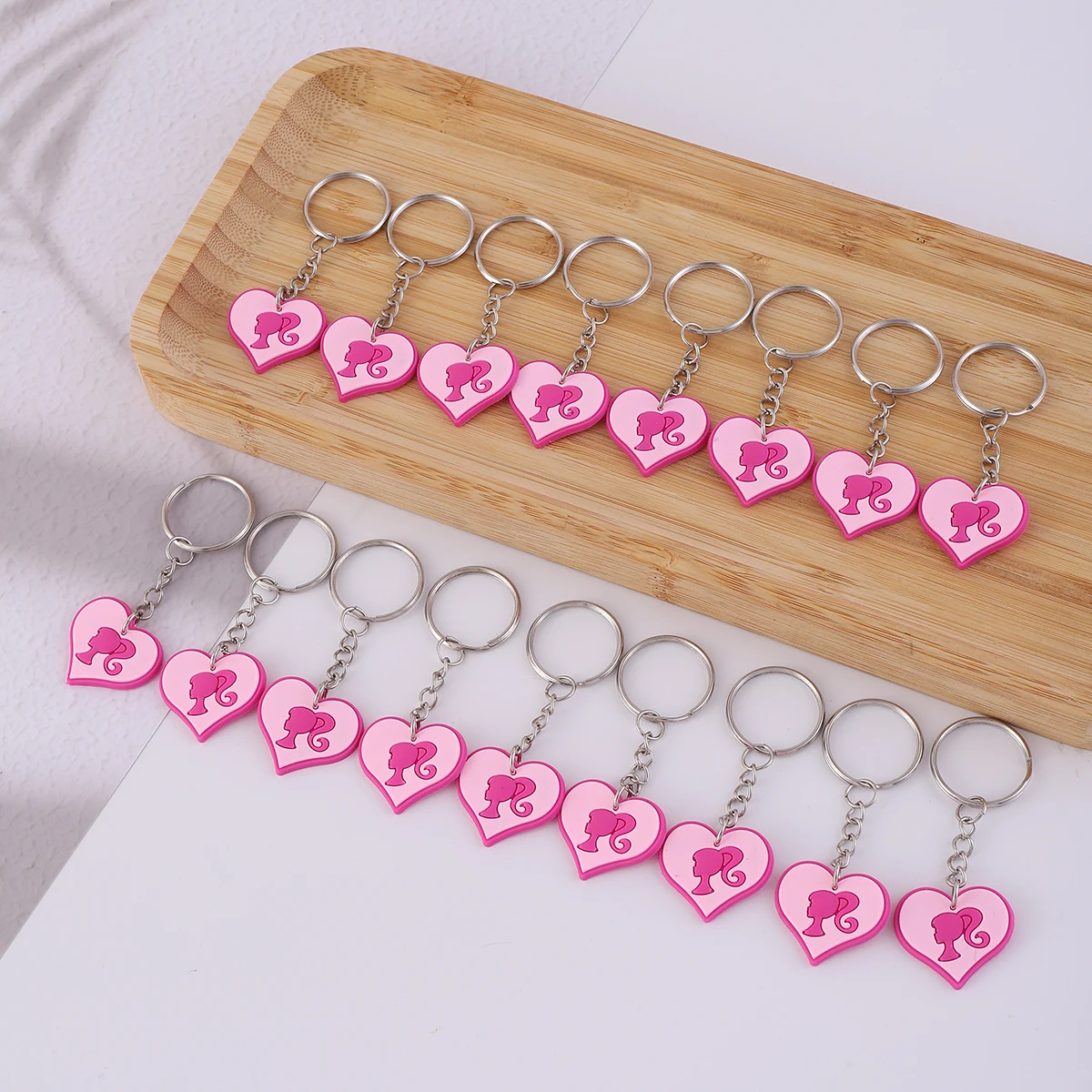 17pcs New PVC  Heart KeyChain,  Fashion Cute Key Ring Purse Bag Backpack  Accessories, Valentine\'s Day Gift For Men And Wmeon