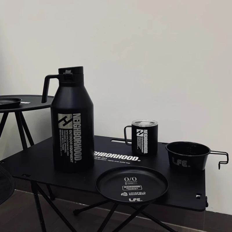 Neighborhood NBHD thermos, portable thermos, blackened wind camping trip thermos, water bottle, car mounted, handsome