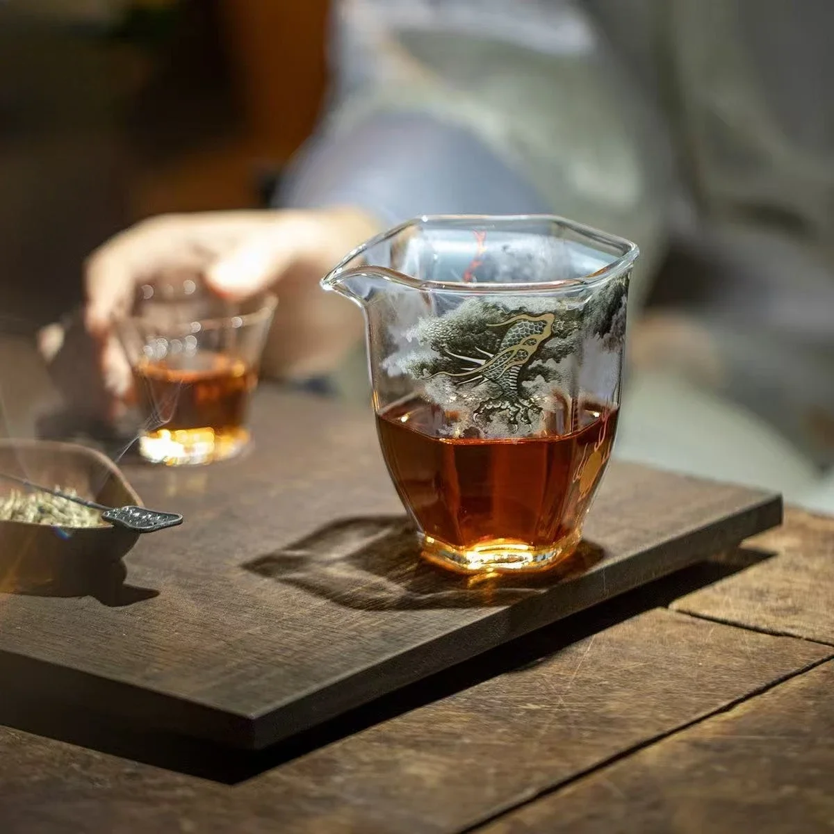 1Pc 220ML Creative Hexagonal Fair Cup Heat-resistant Borosilicate Glass Male Cup Household Uniform Cup Transparent Tea Dispenser