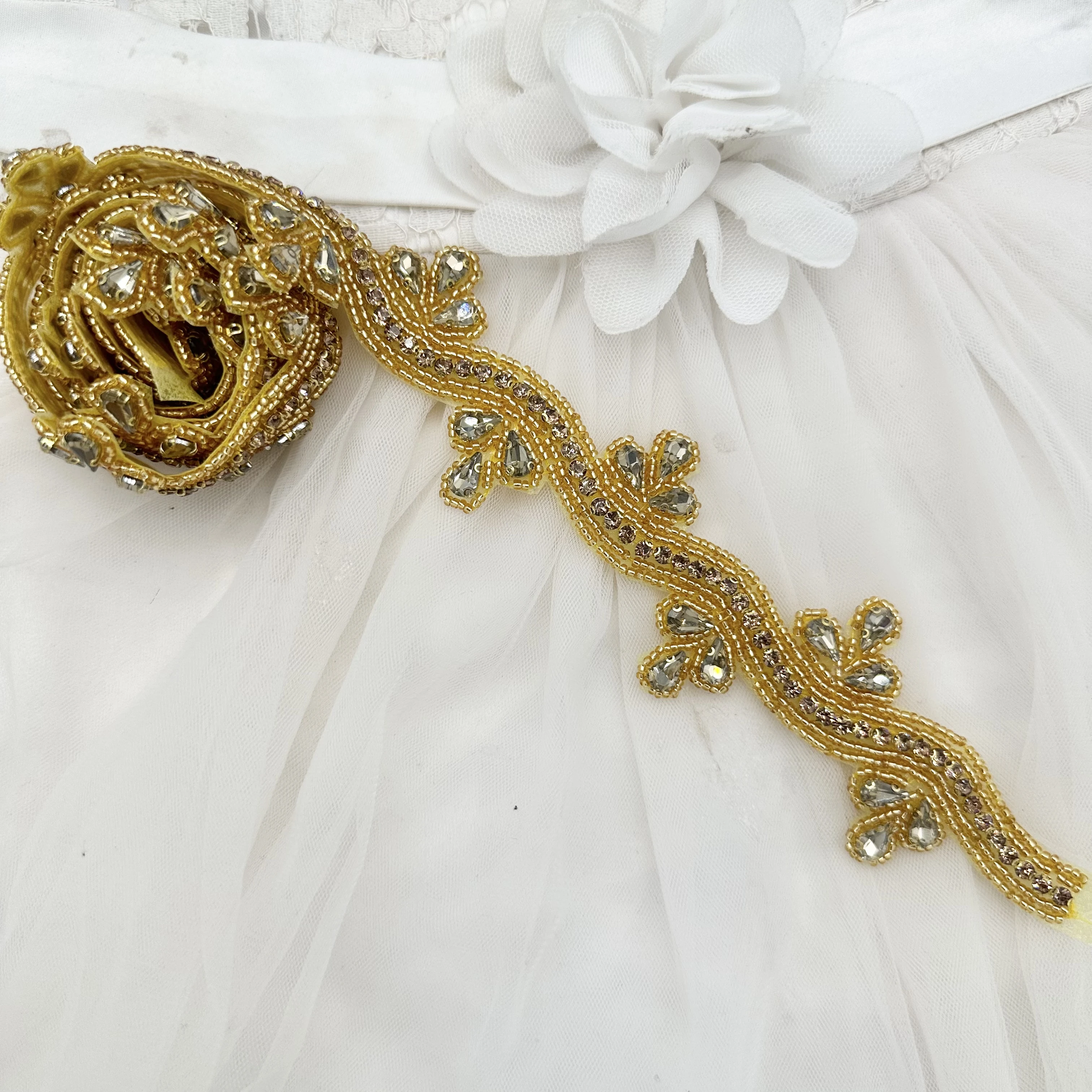 Silver Bead Hand-Sewn Glass Rhinestone DIY Beading for Women's Wedding Gown Evening Dress Waist Seal Accessory Dance Costume