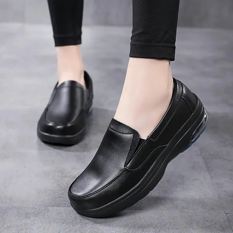 Women Walking Shoes Sneakers Comfortable Breathable Nurse White Slip-On Shoes Lightweight Female Platform Flats Footwear Casual