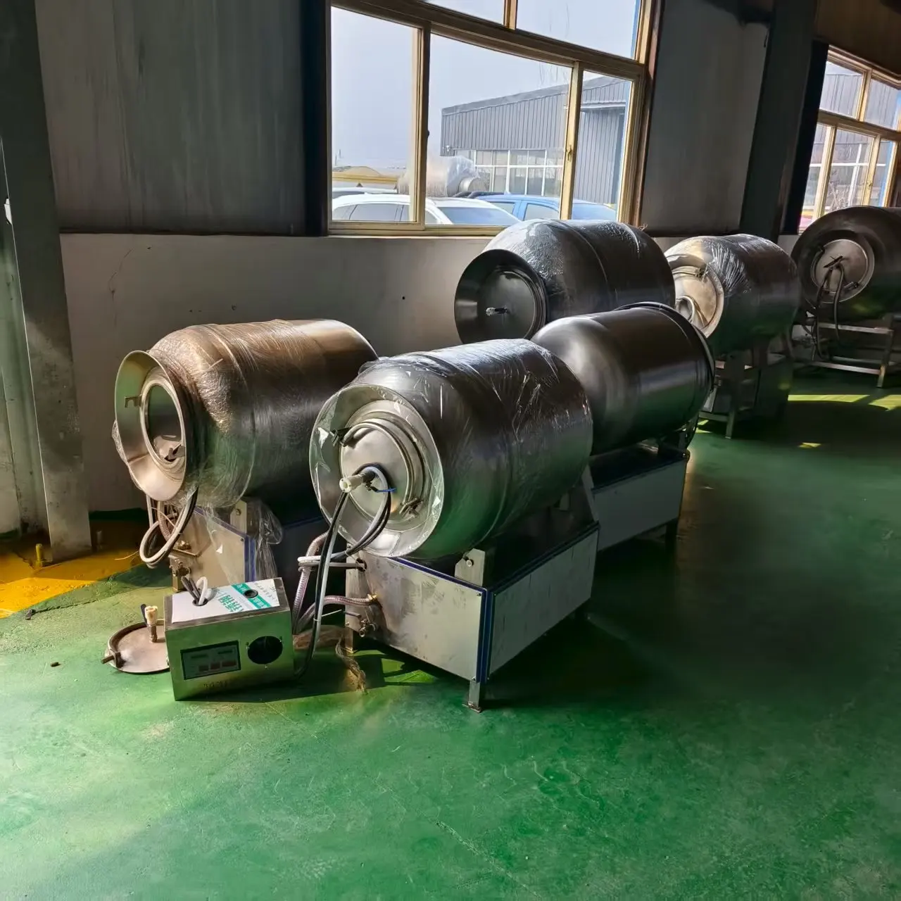 Factory Custom Stainless Steel Automatic Vacuum Meat Tumbler Machine Vacuum Rolling Massaging Marinator For Beef Chicken Pork