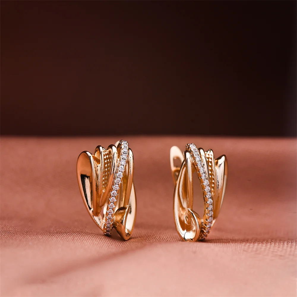 

Dckazz Geometry Vortex Shape Gold Color Earring 2022 New Style Fashion Crystal Earrings for Woman Daily Jewelry Accessories