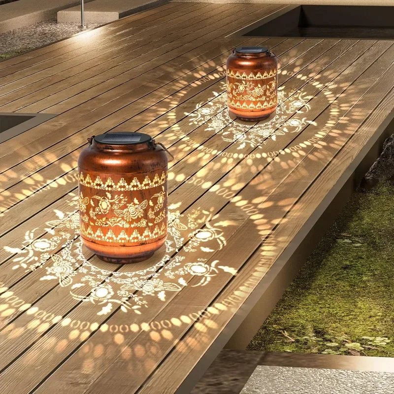 

Bee Solar Lanterns Outdoor Hanging Waterproof Bee Garden Decor Mom Grandma Ironwork Hollow Metal Solar Lights Decor