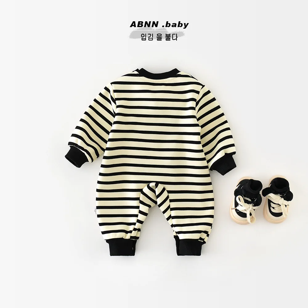 2024 Autumn Winter Baby Boys Fleece Rompers Cotton Plus Velvet Striped Thickened Infant Boys Bodysuit Newborn Boys Jumpsuit