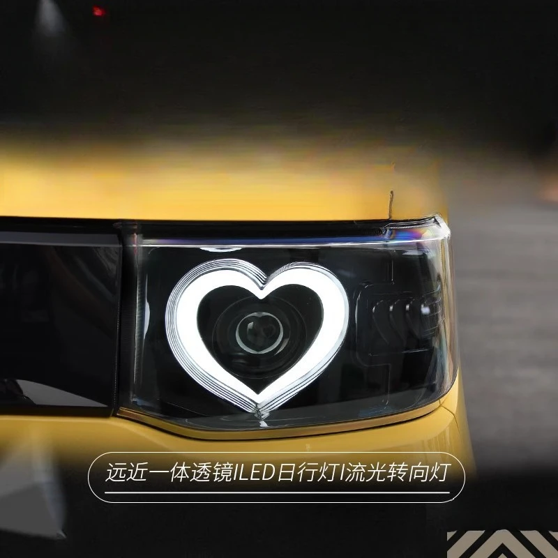 Suitable for Wuling Hongguang Mini EV Headlight Assembly Modification LED Heart Daytime Running Light Flowing Turn Signal Lens