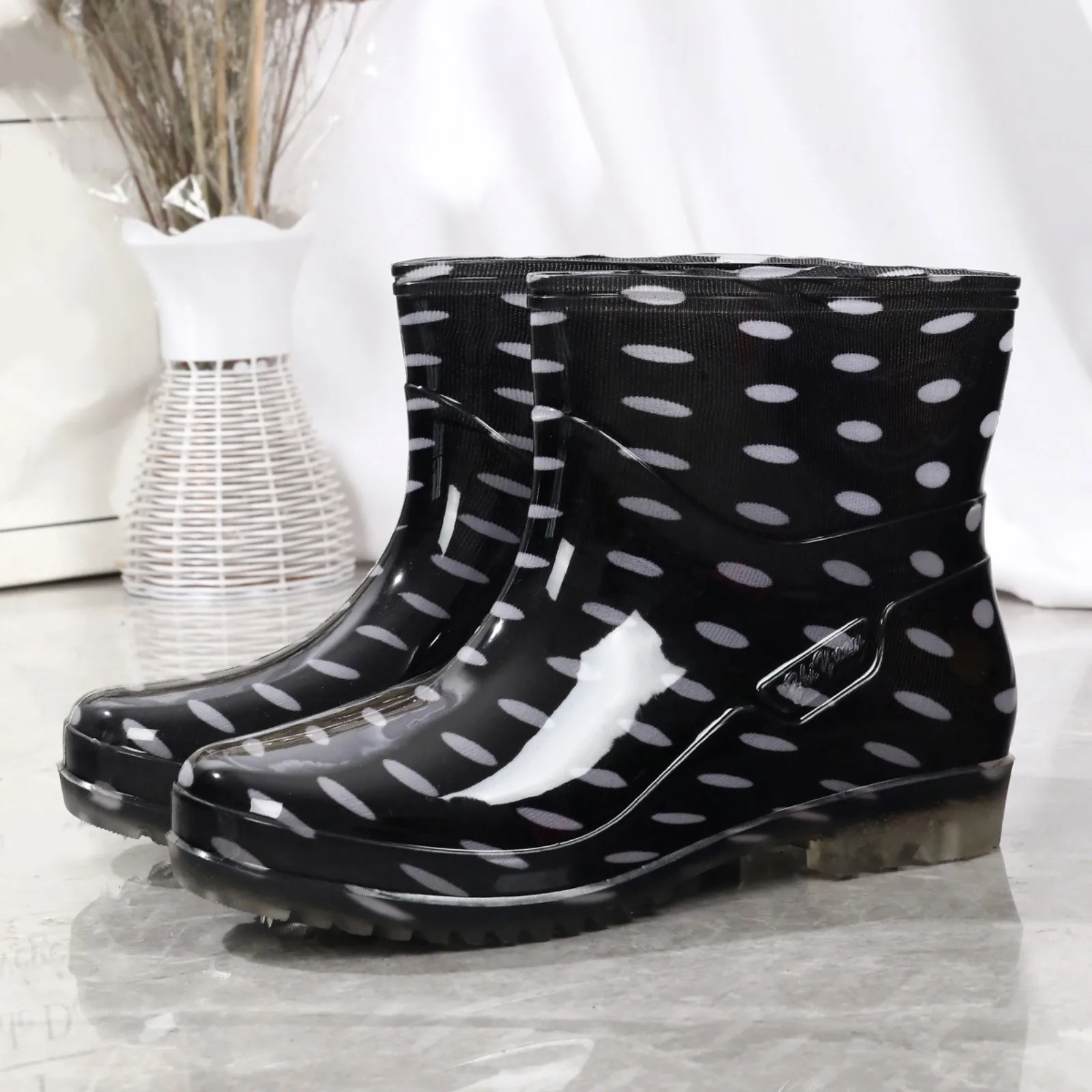 Top Rubber Baby Boots Water Women Rain Boot Pvc Rainproof Shoe Work Rubber Boots for Men Mens Small Tote