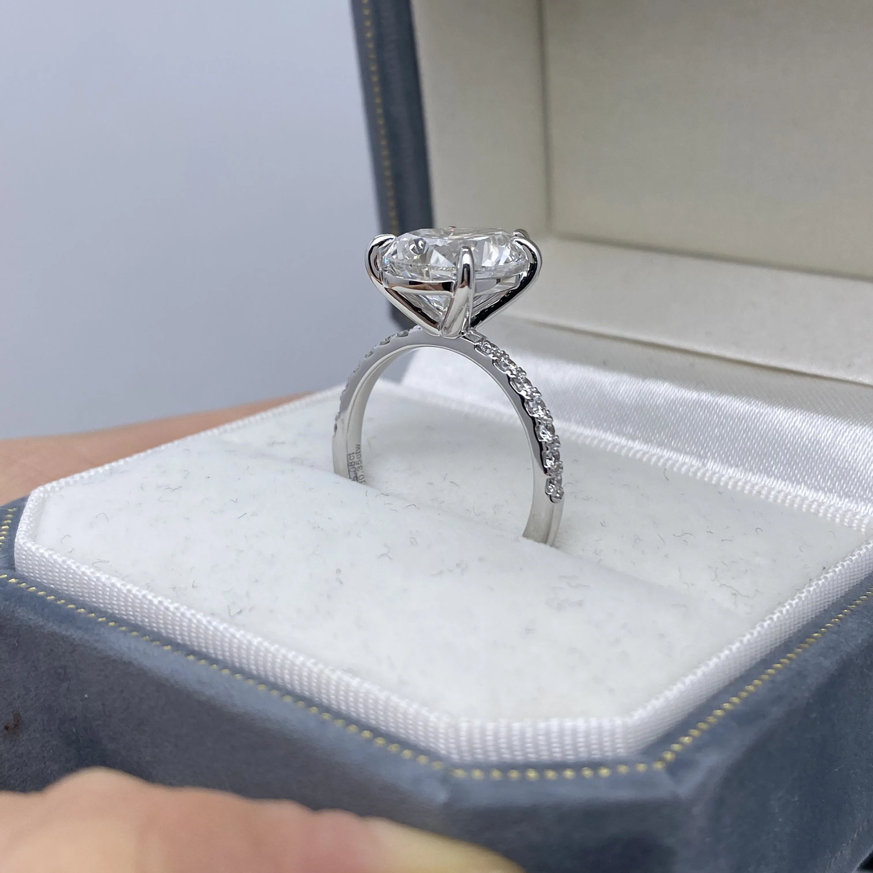 قطع الكمثرى 5CT الحجر الرئيسي CVD HPHT DEF VS-VVS IGI مختبر نمت الماس اليورو عرقوب تمهيد الإعداد البلاتين 950 خاتم الزواج لسيدة