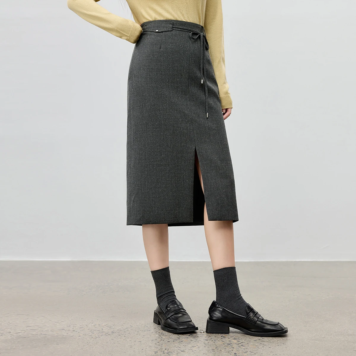 SENTUBILA Women's Straight Skirt Detachable Tie Elastic Waistband Warm Skirts 2026 Autumn Work Wear Female Outfits 153QF2956