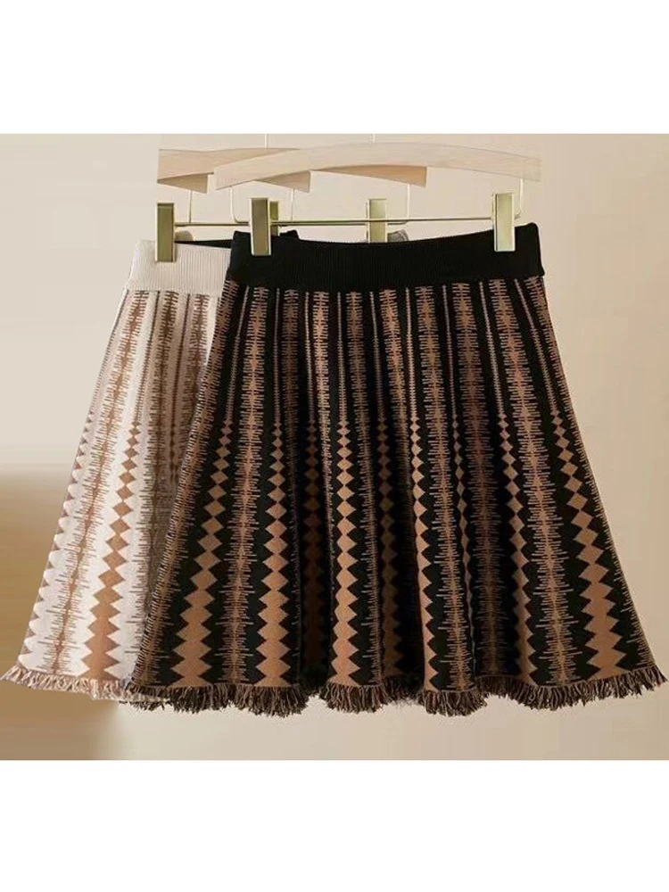 Splicing Tassel AutumnWinter Knitted Short Skirt Women's Clothing New Elastic High Waist Slim Chic Striped Casual Style Skirts