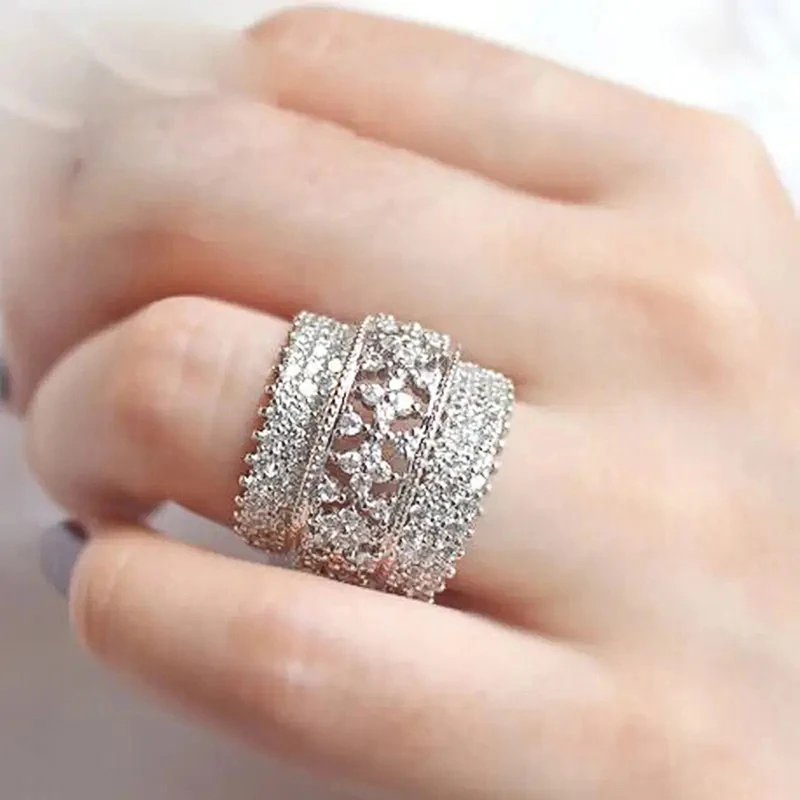 

Huitan Aesthetic Hollow Pattern Rings for Wedding Brilliant Noble Finger Accessories Charming Trendy Party Jewelry for Women Hot