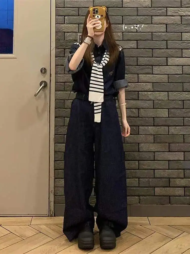 

Ранняя осень, корейский студенческий джинсовый комплект в полоску с запахом и широкими штанинами, женский комплект из футболки, повседневная мода