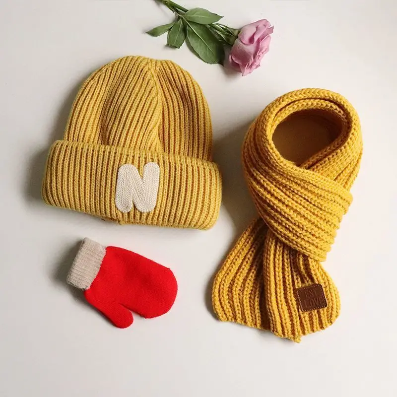 Baby hat Autumn/winter children\'s hat scarf set boys and girls warm ear protection cute woolen hats