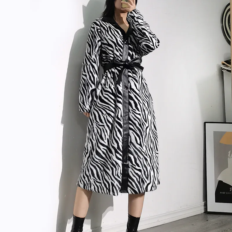 Cortavientos de longitud media para mujer de estilo coreano, prendas de vestir con estampado de cebra Animal, abrigo largo suelto ajustado con cinturón