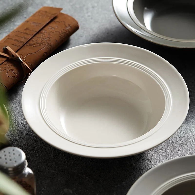 Nordic straw hat plate, pasta , Western food, high-end creative simple salad , deep soup , vegetable