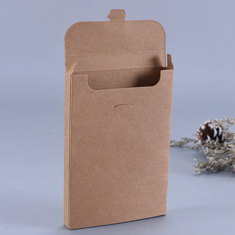 50Pcs/Lot 3 Colors Kraft Paper Cardboard Envelope Bag Wedding Invitation Cards Packaging Box Photo Postcard Envelope Gift Boxes