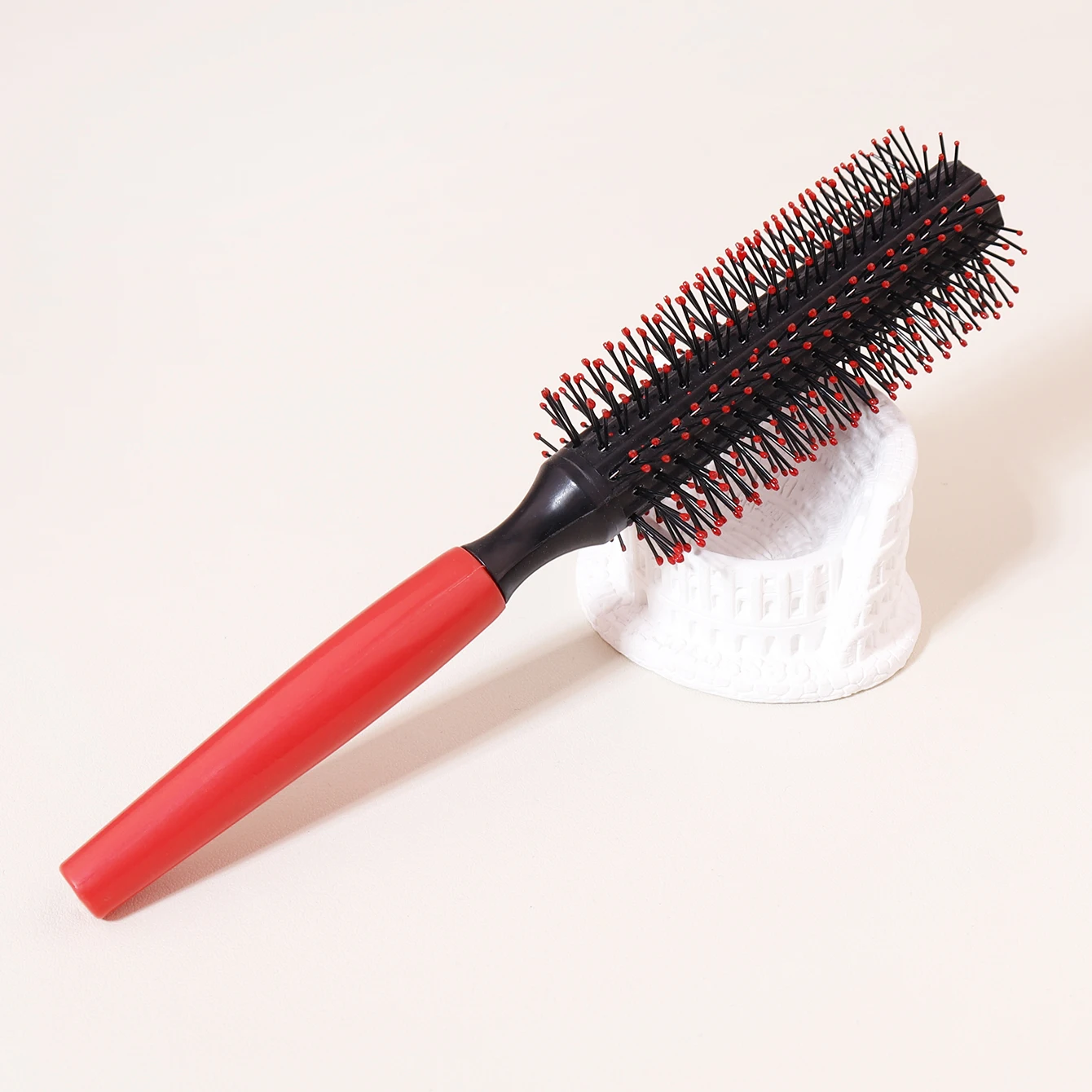 1Pc Quiff Roller Brush, Non-Slip All Hair Brush For Women and Men, Round Hair Brush Styles Rockabilly, Special for Real Hair Wig