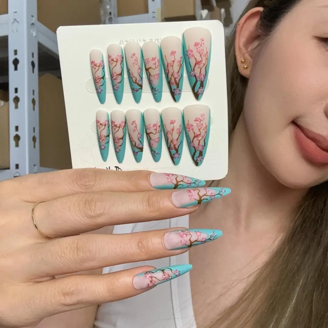 24pcs/box Long Pointed False Nail Set Glitter Powder Press on Nails Fake Full Cover Removable Acrylic Wearable Fake Nails Art