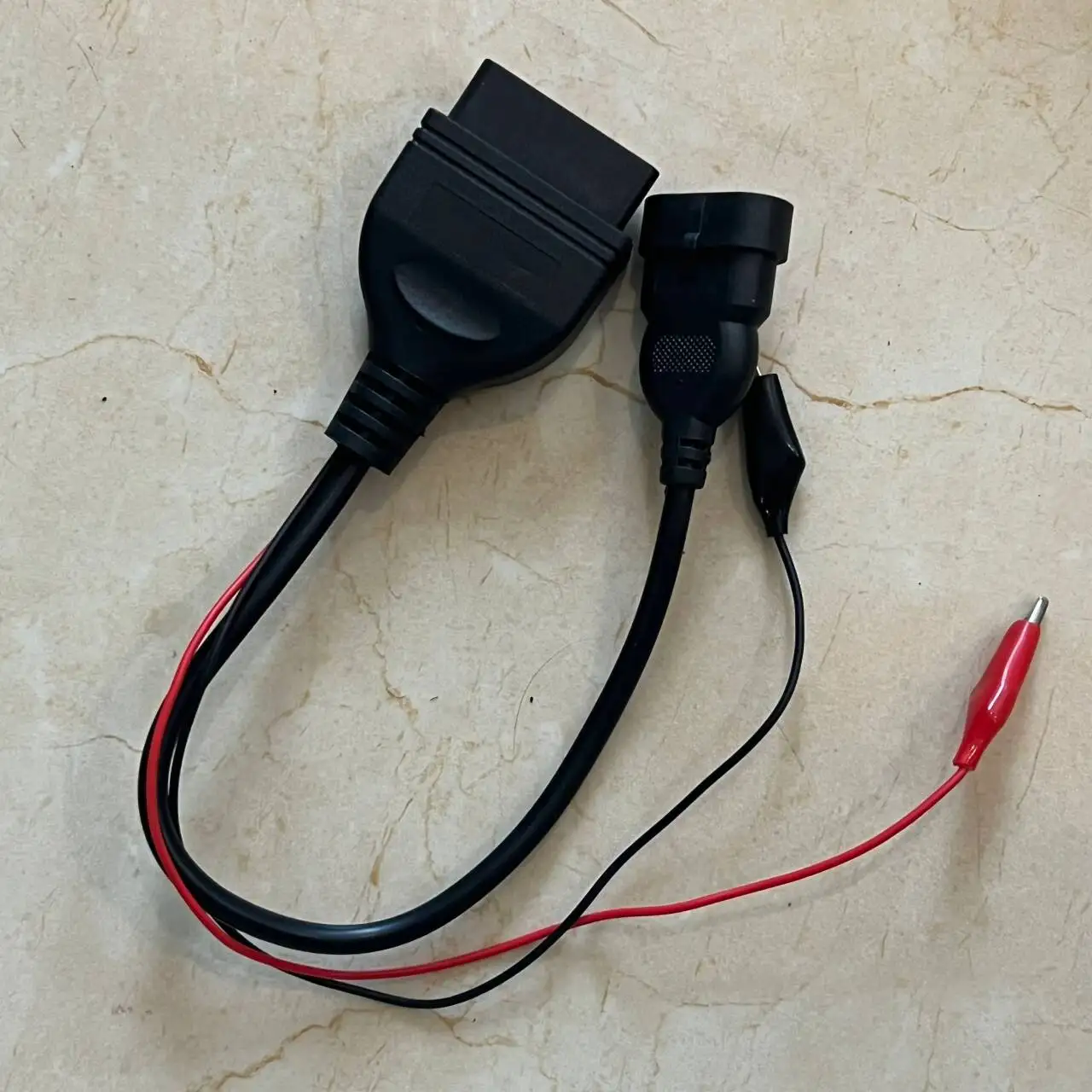 

Для Fiat 3-контактный на 16-контактный разъем OBDII OBD2, адаптер, женский диагностический кабель