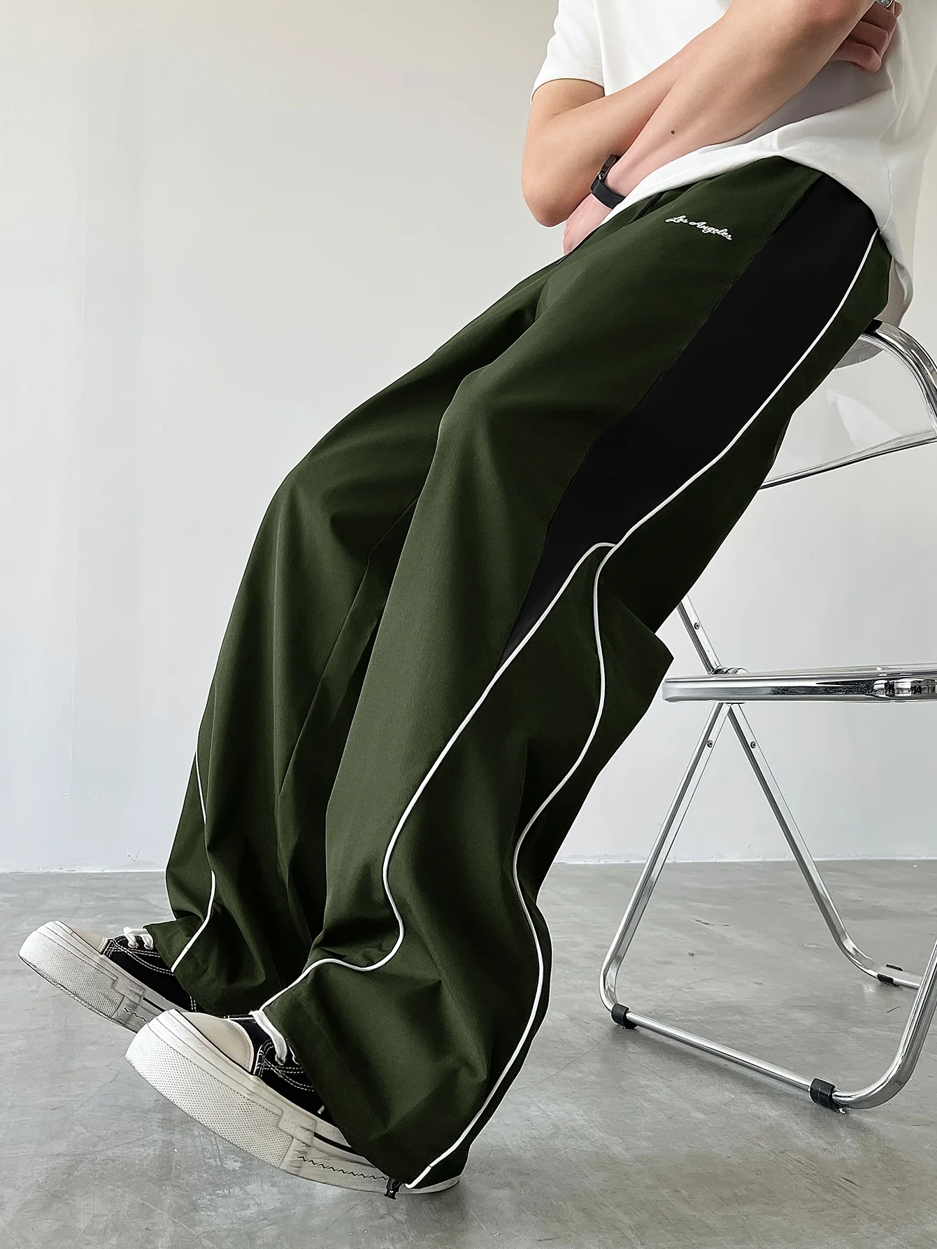 2026 Contrast Curved Side Panel Wide Leg Pants, Black Gray Color Block Loose Lightweight Casual Streetwear Wind Trousers Kids