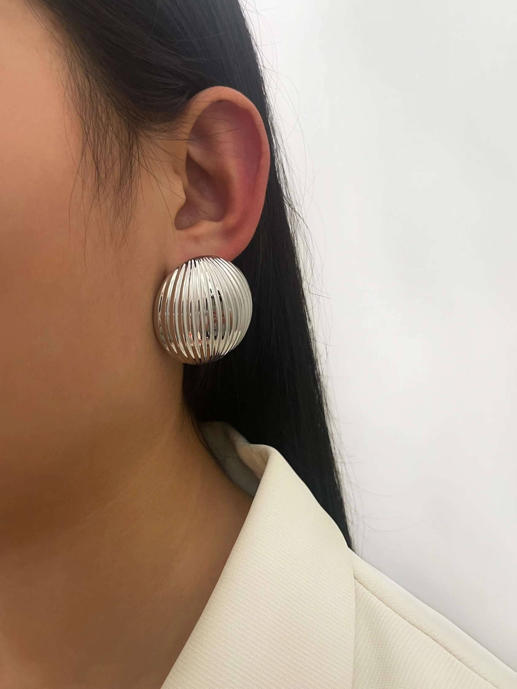 Ghidbk New Punk Style Extra Large Gold Plated Half Ball Metal Textured Stud Earrings for Women Fashion Holiday Jewelry Gifts