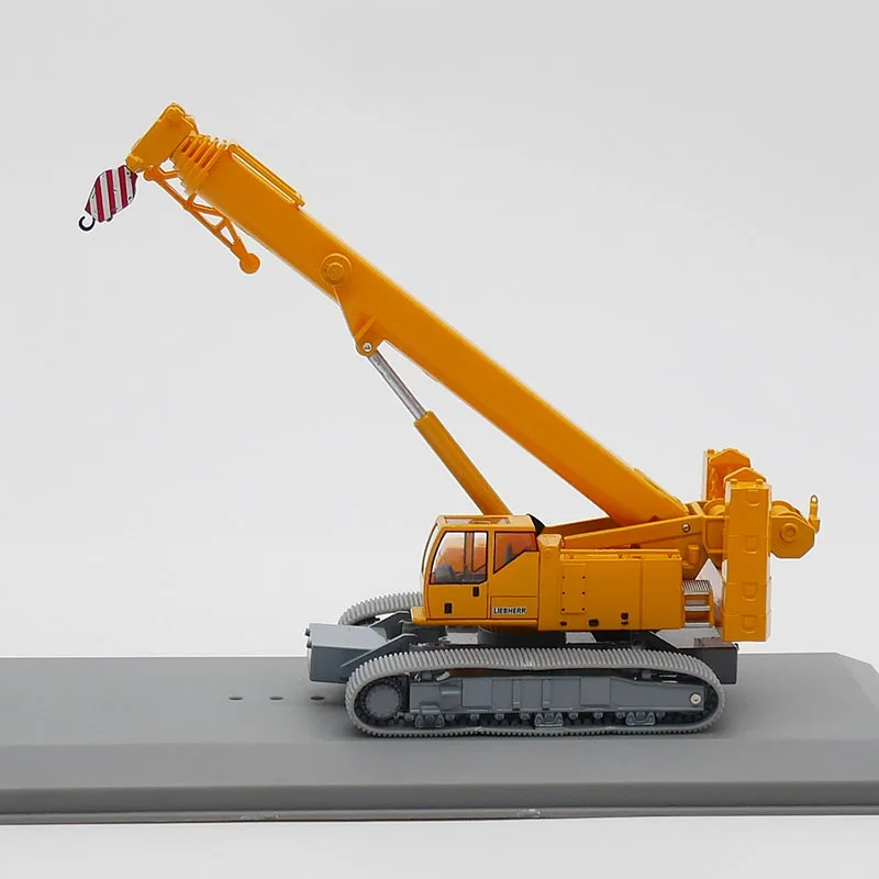 

1:72 Scale Liebherr LTR 1100 Crane Alloy Car Model