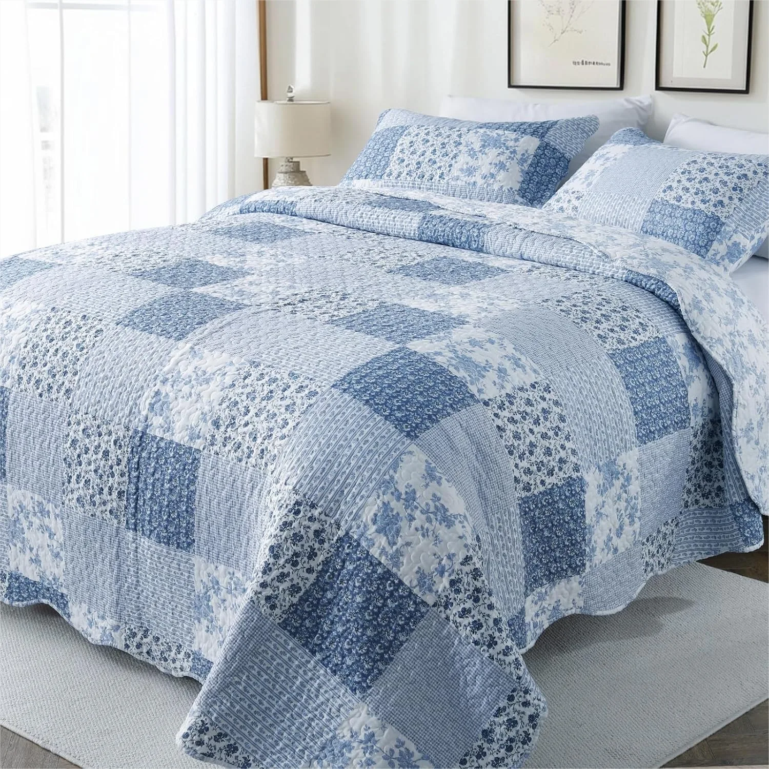 

King Quilt Set 104"x90", Blue Floral Boho Bedspread Farmhouse Reversible Coverlet, Lightweight Washed 3-Piece with 2 Pillow