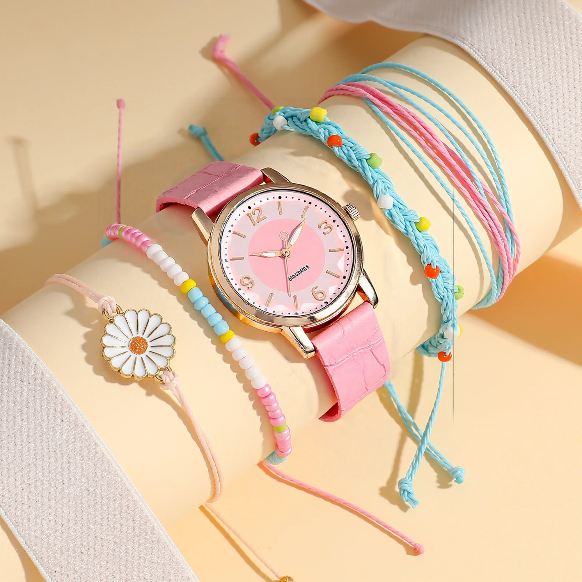 

Fashionable and Cute Simple Round Dial Leather Strap Women's Quartz Watch Cute Color Bracelet Set of 5, Suitable for Christmas a