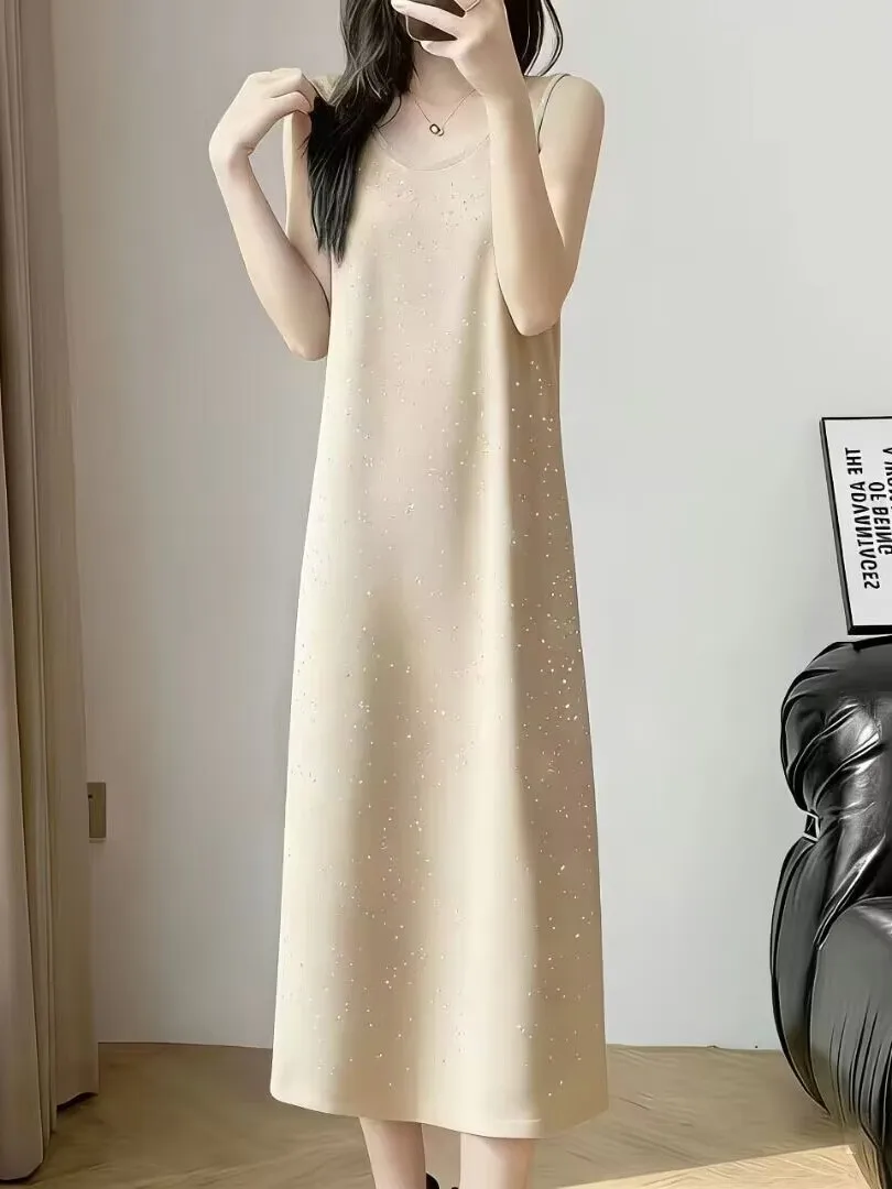 

Модное платье для мам 2026: Новинка, стройнящее, омолаживающее, скрывающее живот, на бретельках, средней длины, цельное женское платье