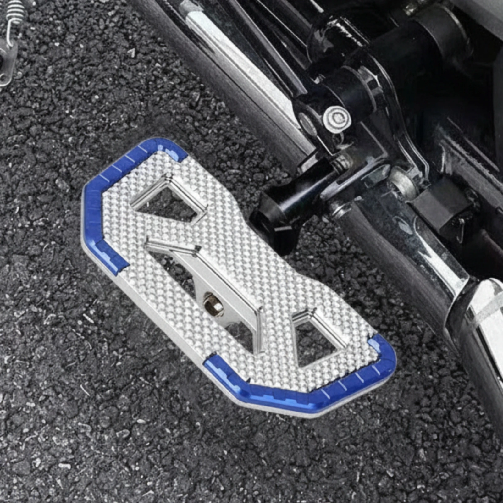 Motorcycle Floorboard Lightweight Aftermarket Motorcycle Motorcyclist Footboard for Custom Cruiser Builders, Daily Riding