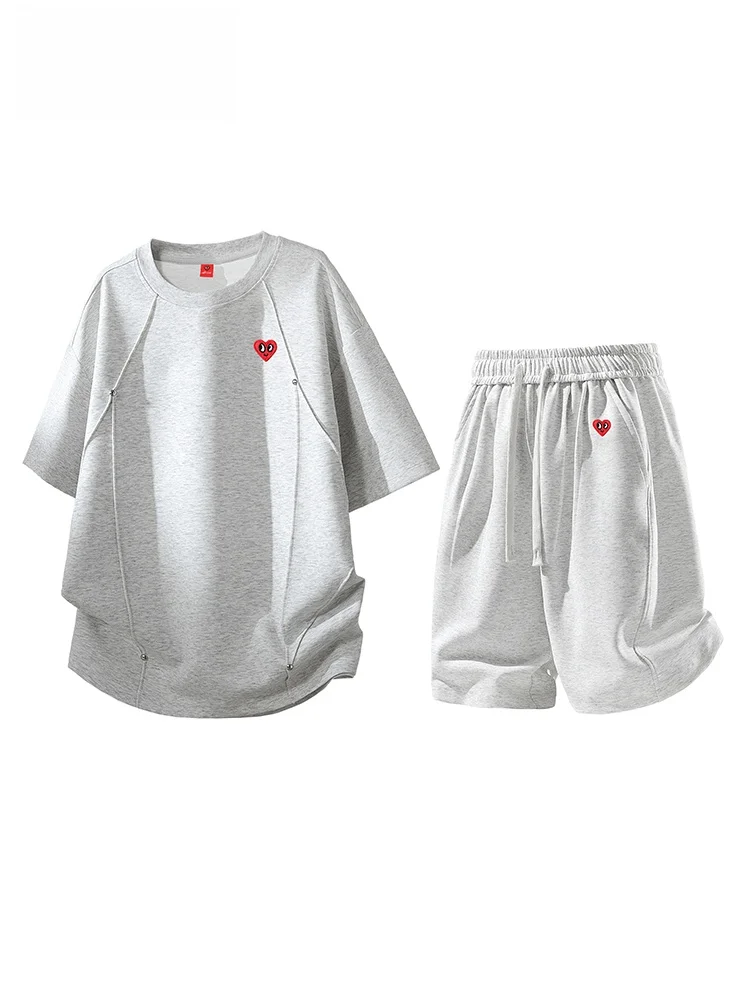 Conjunto Casual Americano Charles Heart para Homens e Mulheres, Camiseta de Manga Curta Solta Versátil de Verão e Calças, Con...