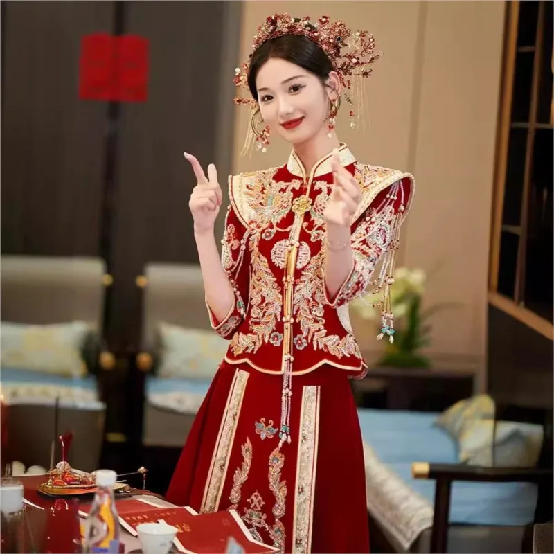 New-style toasting and wedding dress the dragon phoenix gown heavy-duty clothing