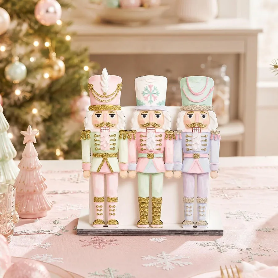 Christmas Nutcracker Napkin Holder, Candy-Colored Macaron Nutcracker Soldier-Shaped Napkin Organizer, Open Design with Stable Base, Winter Christmas Themed Decoration Suitable for Kitchen Countertops, Cafes, and Table Centerpieces, Wooden Christmas Table Centerpiece Decoration